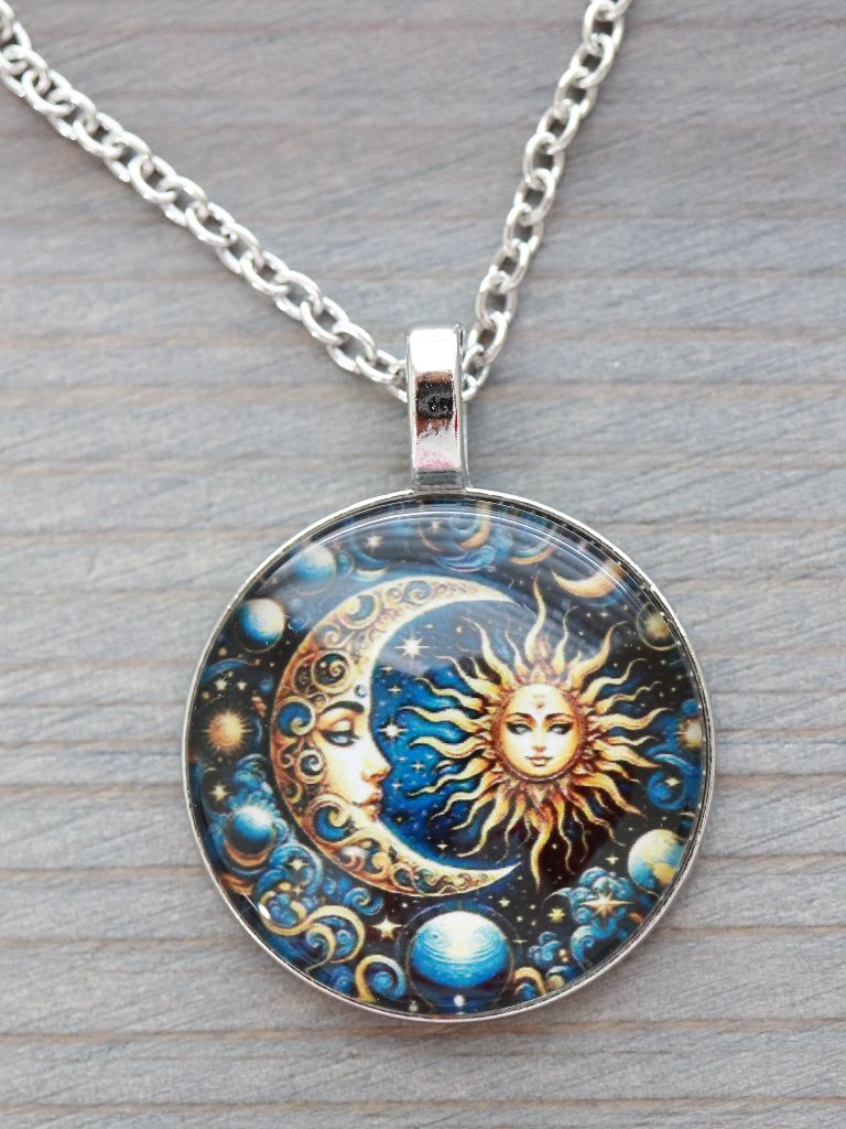 Sun & Moon Round Style Pendant Necklace Silver Stainless Steel